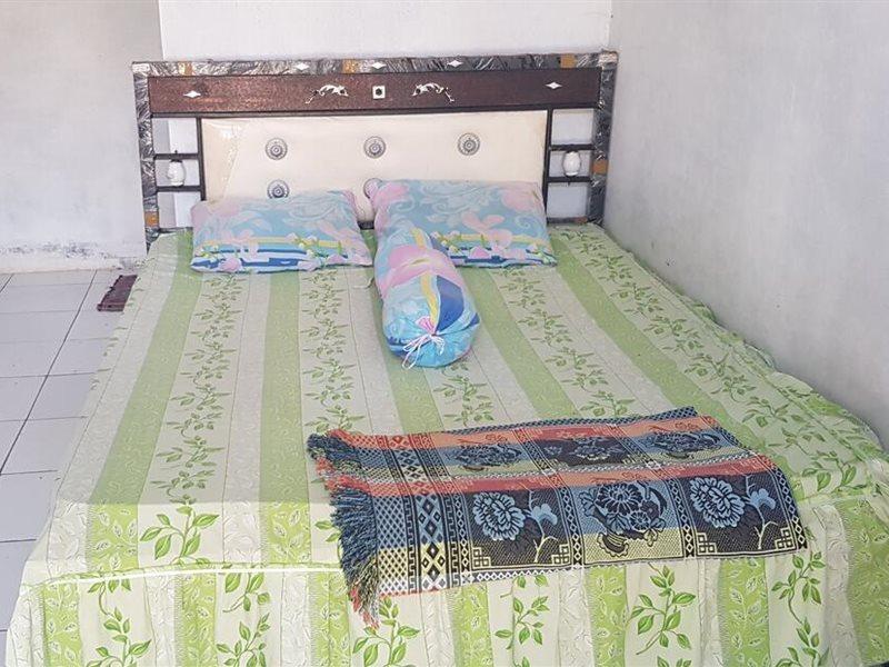 Spot On 90018 Villa Zane Reynold Karanghawu Экстерьер фото